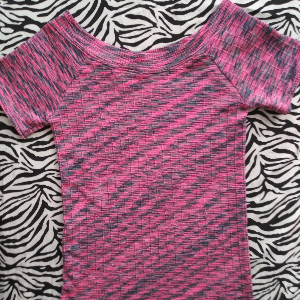 Womens short sleeve shirt